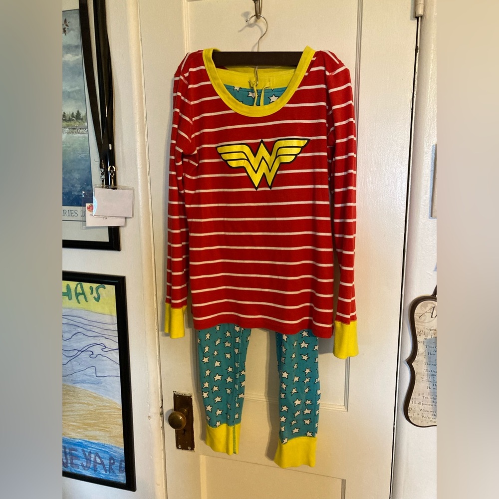 Wonder Woman by Hanna Anderson PJ’s Women’s M